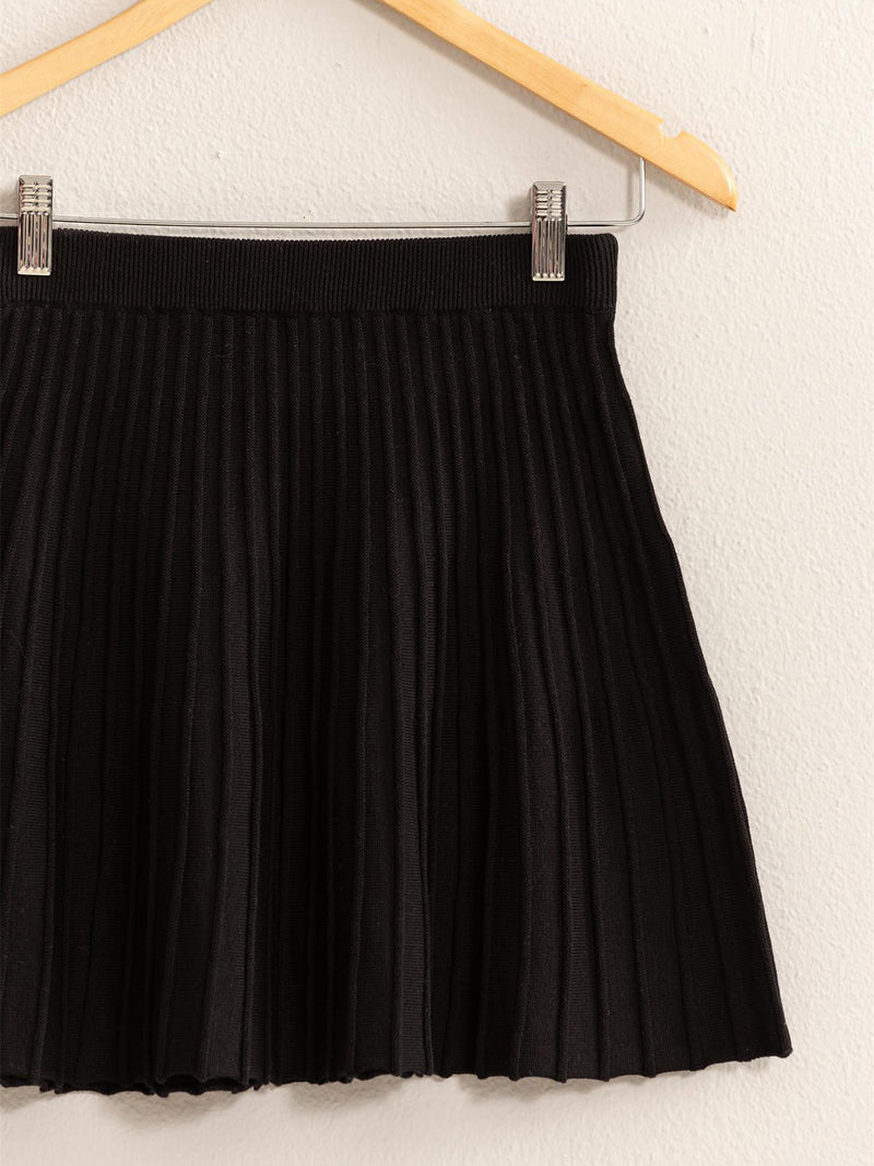 Black High Waist Knit Pleated Flare Mini Skirt